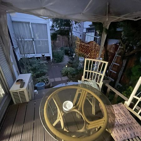 Tatami Room & Living Room Equipped With Multinational Tv And Fire, Bbq Corner In Tokyo Downtown House Exteriör bild