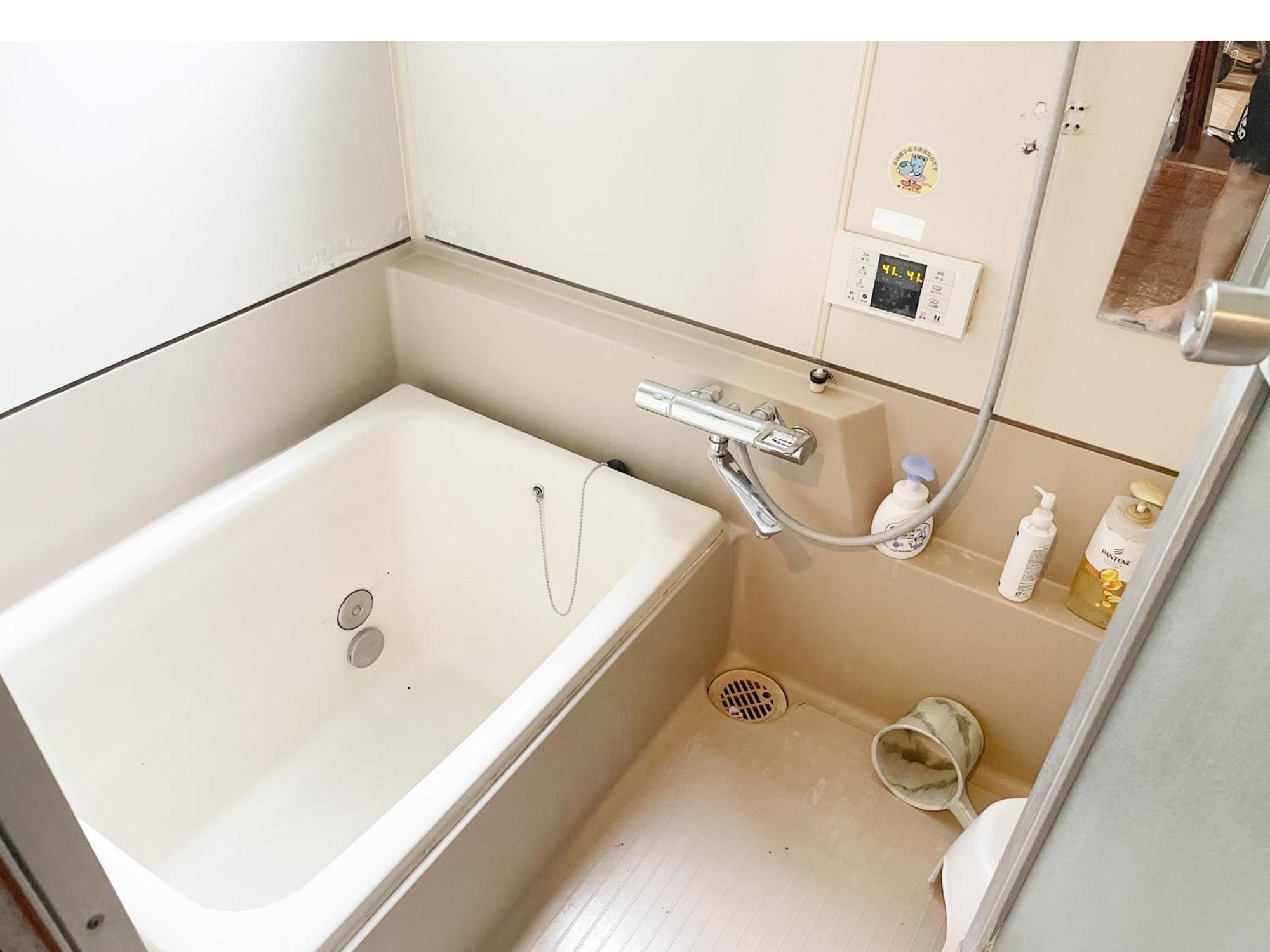 Tatami Room & Living Room Equipped With Multinational Tv And Fire, Bbq Corner In Tokyo Downtown House Exteriör bild